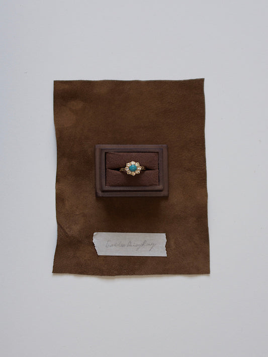 Golden Daisy Ring